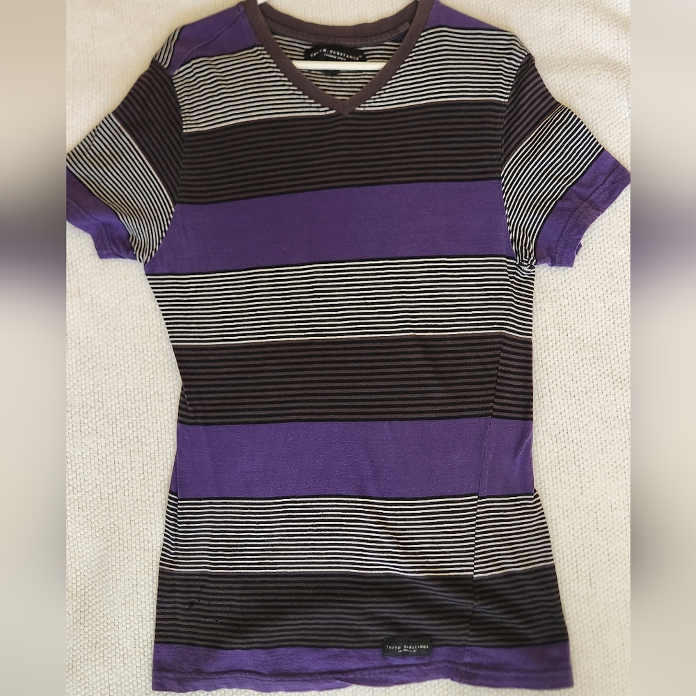 Men's large Truth Substance fitted T-shirt